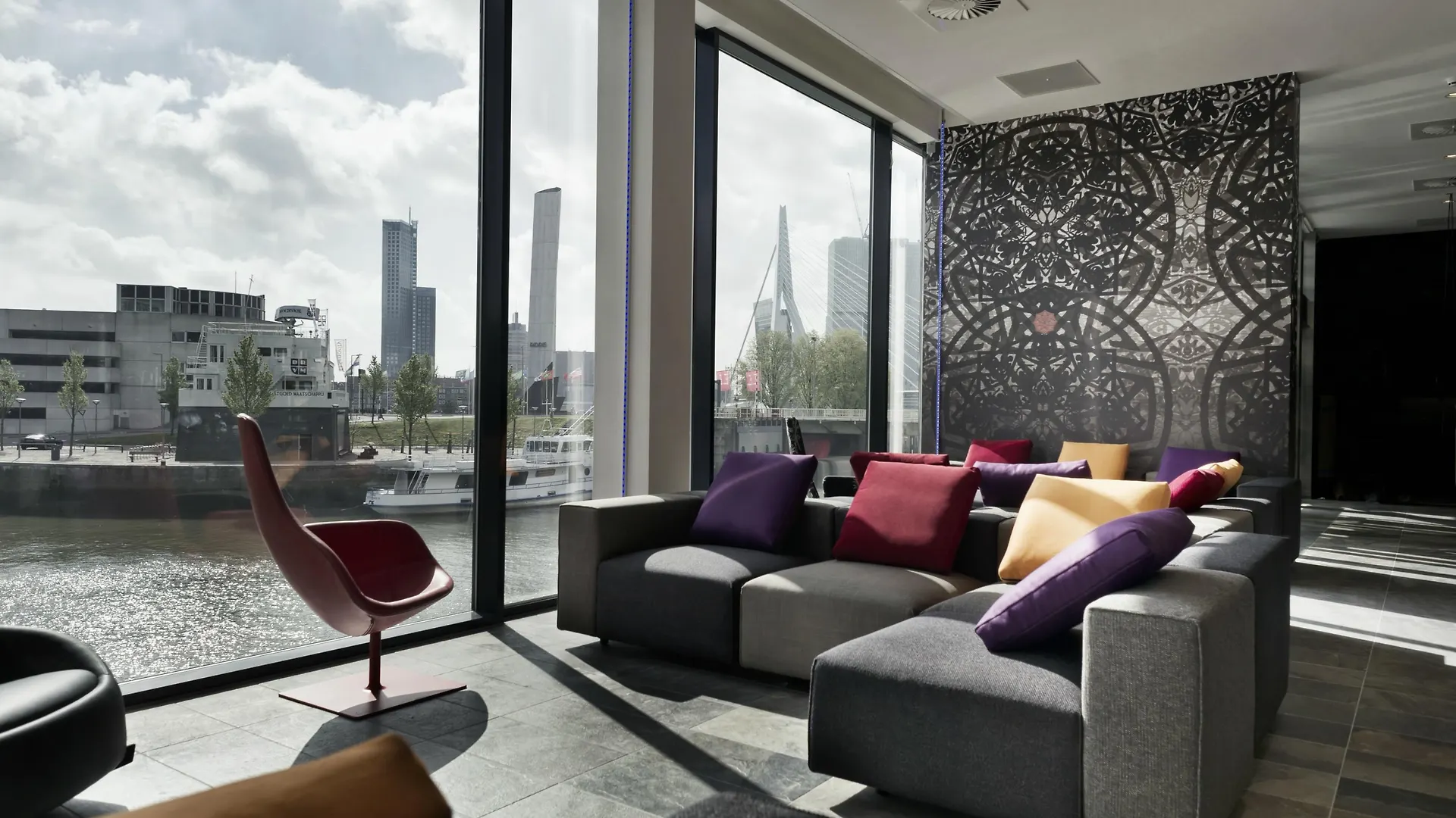 Mainport Design Hotel Rotterdam