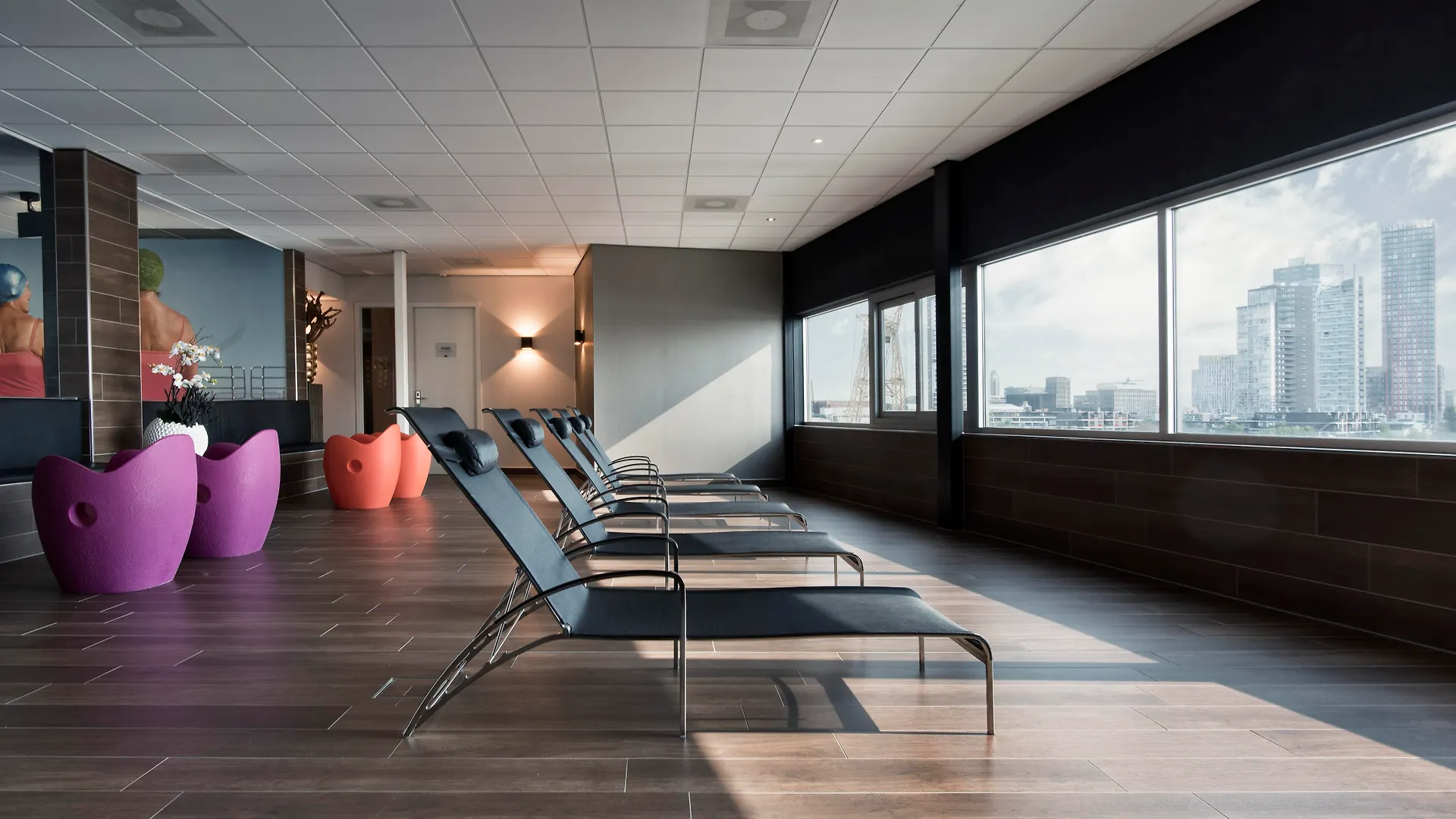 ****  Mainport Design Hotel Rotterdam Nederland