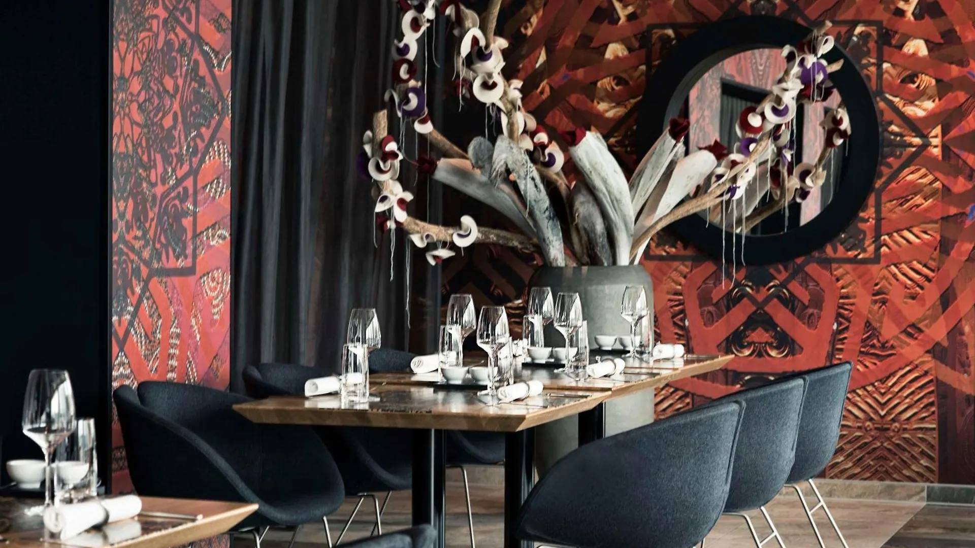 Mainport Design Hotel Rotterdam 4*,