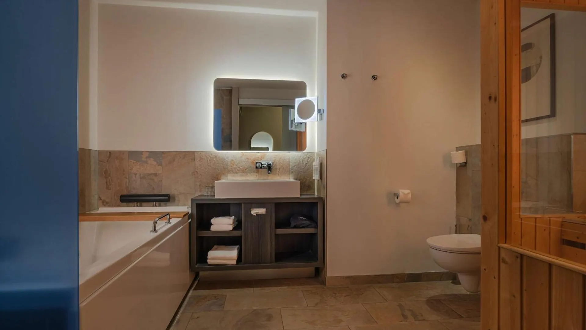 ****  Mainport Design Hotel Rotterdam Nederland